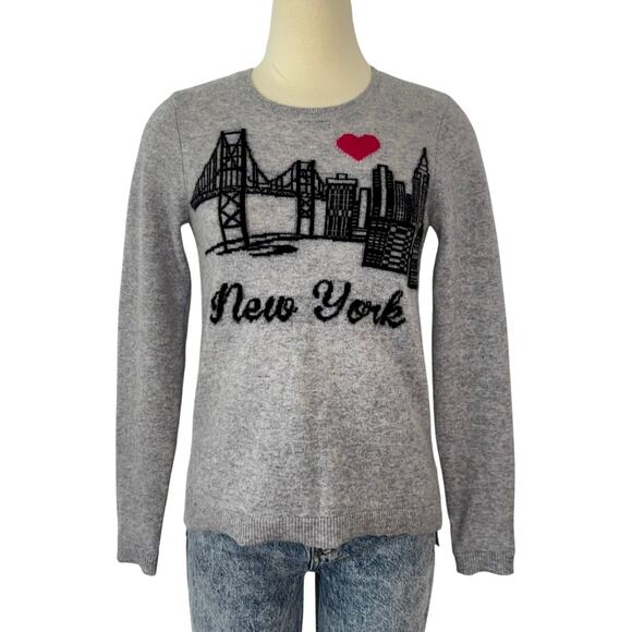Neiman Marcus Cashmere Pullover Crew Neck Sweater in New York Graphic Gray XS - Picture 1 of 11